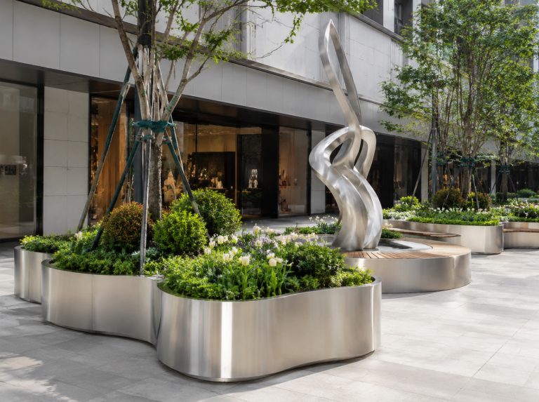 铜梁区不锈钢景观雕塑与金属花箱
